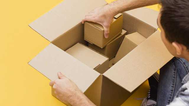URGEN 3 Manipuladores/as de packaging en Ripollet