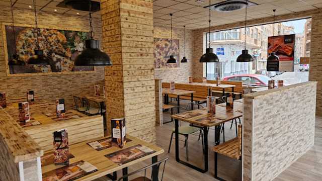 AUXILIAR DE COCINA/CAMAMER@