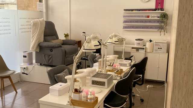 Esteticista / Manicurista (20 h/semana)