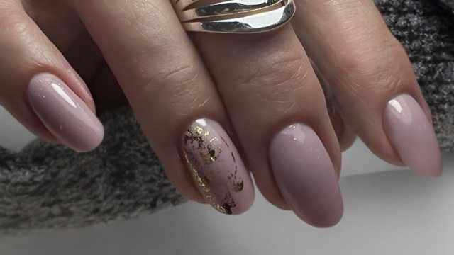 Manicurista/ Pedicurista técnica en Gel