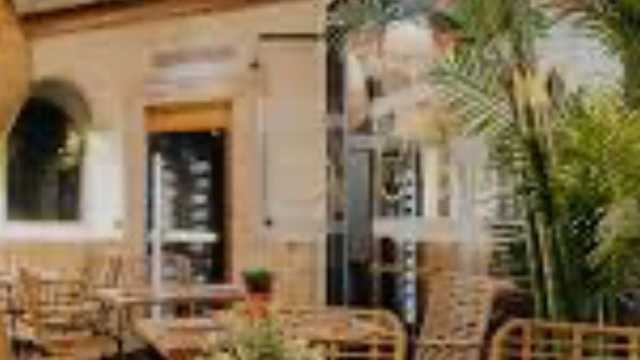 Ayudante de cocina/ friegaplatos