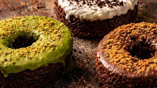 Camarero/a y Dependiente/a