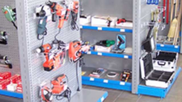 DEPENDIENTE/A COMERCIAL DE TIENDA — SUMINISTRO INDUSTRIAL.