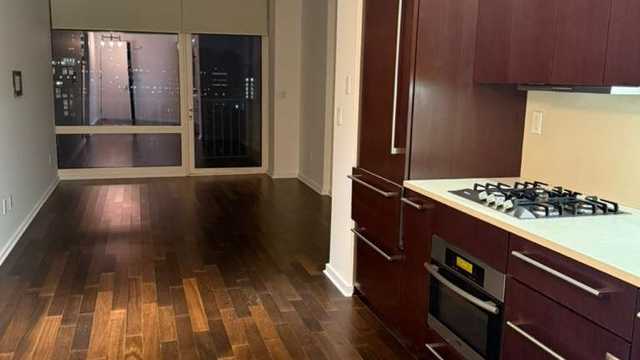 Housekeeper/ cleaner