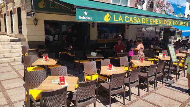 Camarero/a de Sala/Terraza