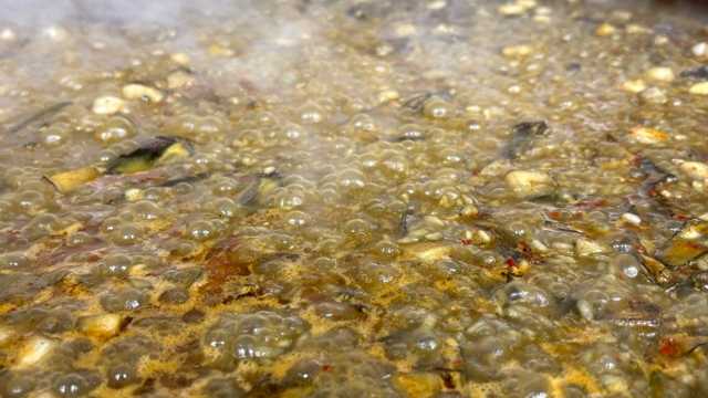 Dependiente, camarera, ayudante cocina y limpieza