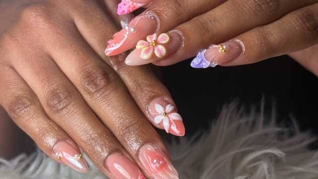 Técnico/a de Uñas