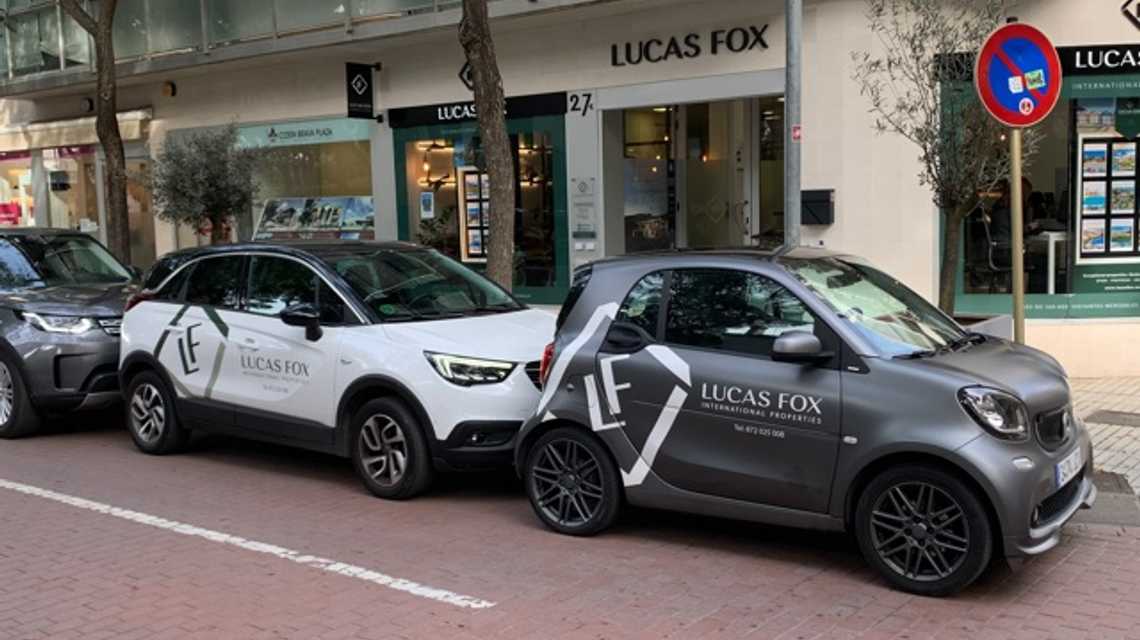 LUCAS FOX PLATJA D'ARO cover image