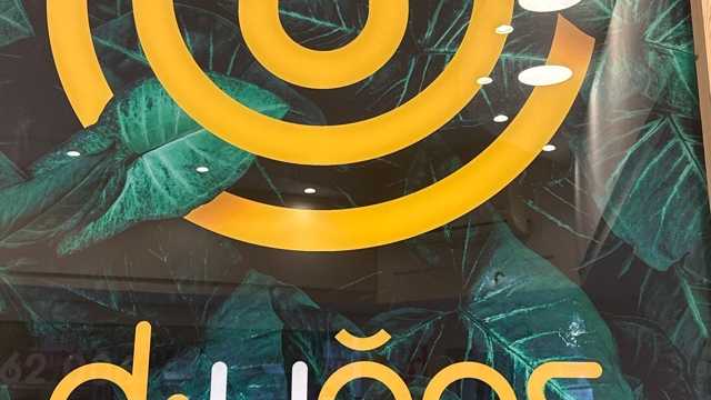 Esteticista y manicurista