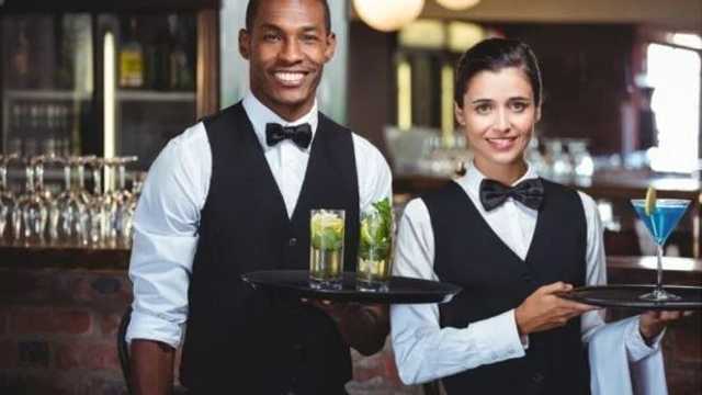 CAMARERO/A PARA EVENTOS EN ZARAGOZA