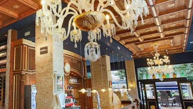 Ayudante/a de Cocina y Pizzero