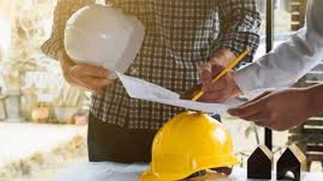 Arquitecto/a Técnico/a