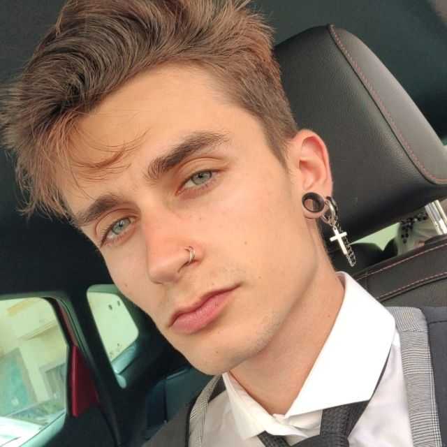 Candidate avatar