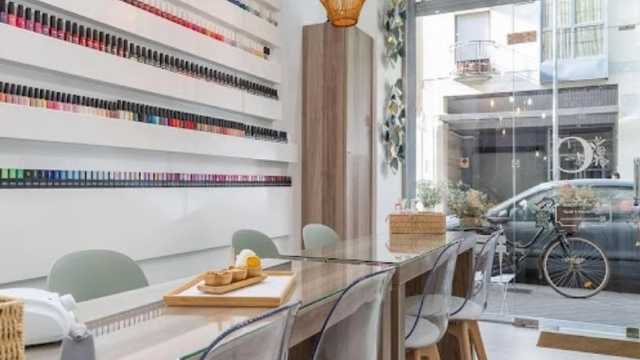 Manicurista Técnica Uñas Acrilicas