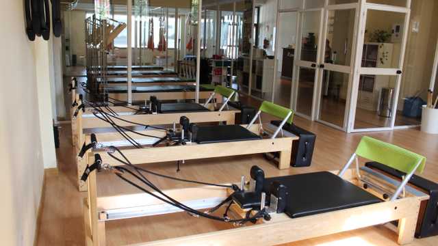 Instructor/a de pilates máquina