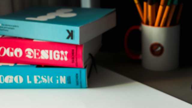 Marketing & Graphic Designer