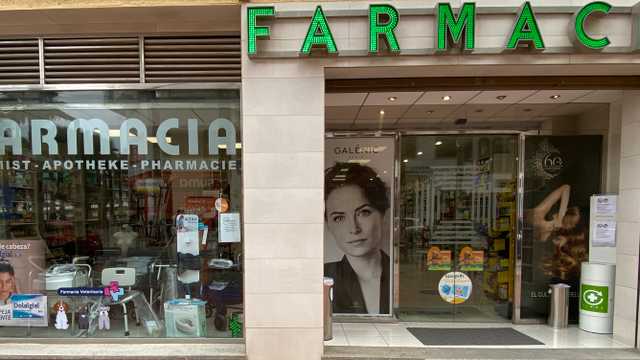 Persona comercio especializado