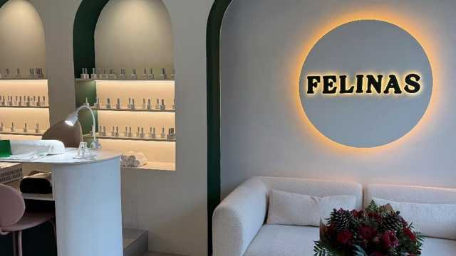 MANICURISTA en FELINAS