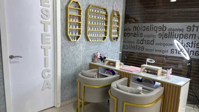 MANICURISTA Y PEDICURISTA