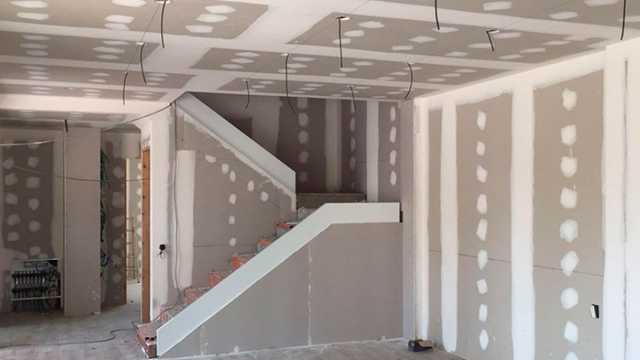 Autónomo para trabajos de pladur