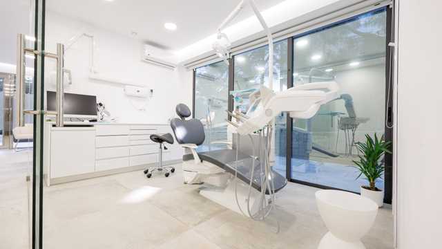 Auxiliar dental