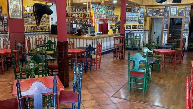 Camarero/a