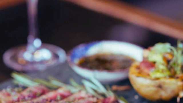 Cocinero/a y Ayudante/a de Cocina