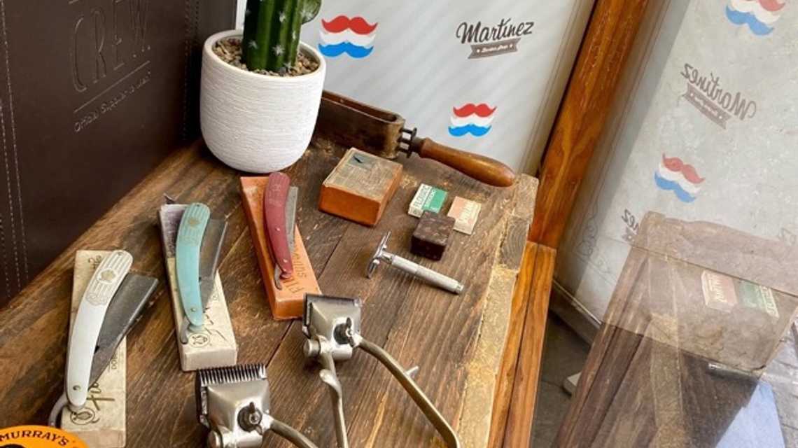 Peluquería Martínez cover image