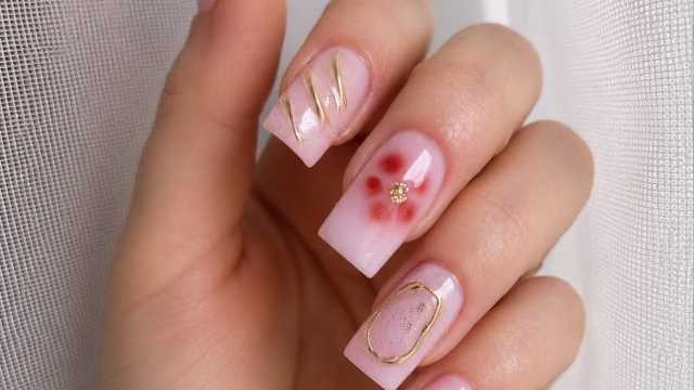 Manicurista y Pedicurista