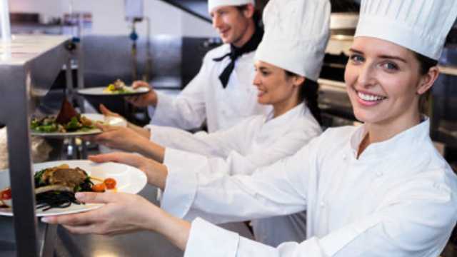 COCINERO/A PARA COLECTIVIDAD TURNO MAÑANA CONTRATO SUSTITUCIÓN