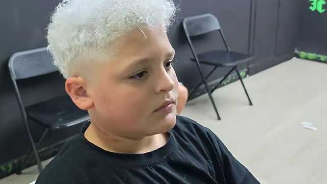 Oficial de Peluquería