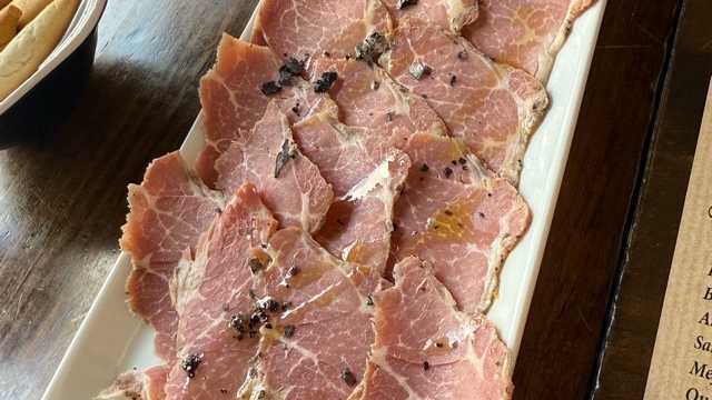 Camarero/a y Ayudante/a de Cocina