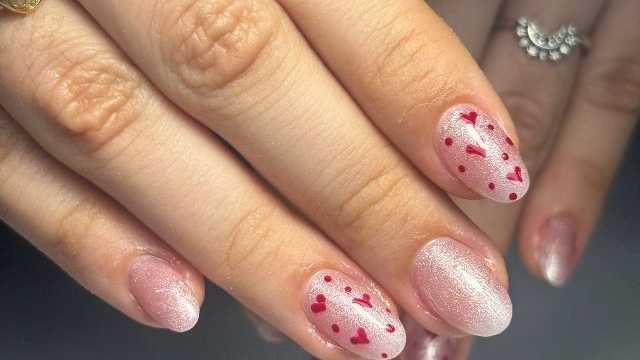 Manicurista Técnica Uñas Acrilicas