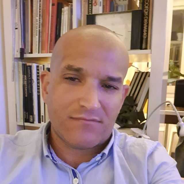 Candidate avatar