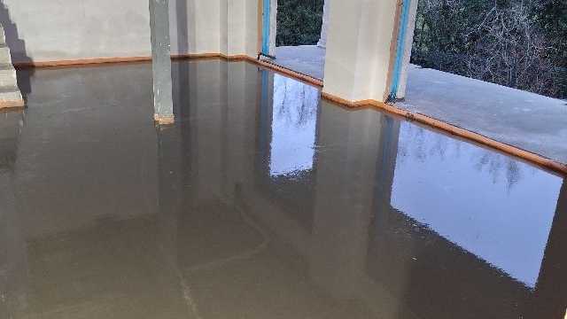 Operario Anivel Autonivelantes