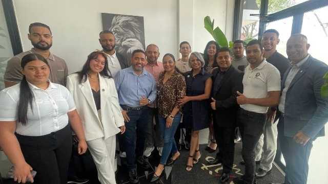 Solicito 3 representantes con experiencia en ventas