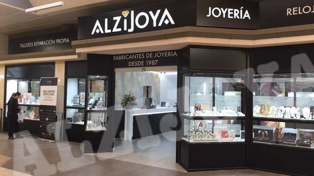 Dependienta Joyeria