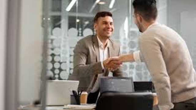 COMERCIAL PUERTA FRIA