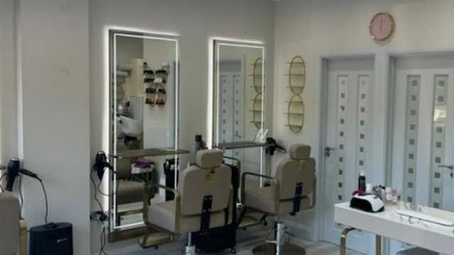 Hair Stylist