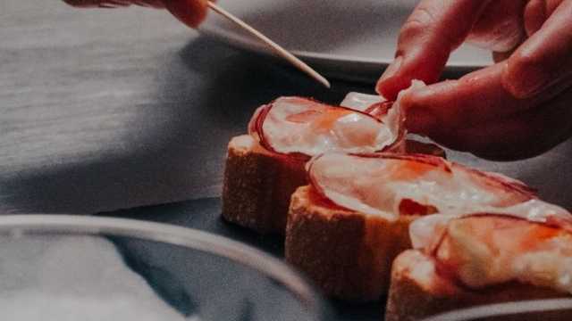 Ayudante/a de Cocina