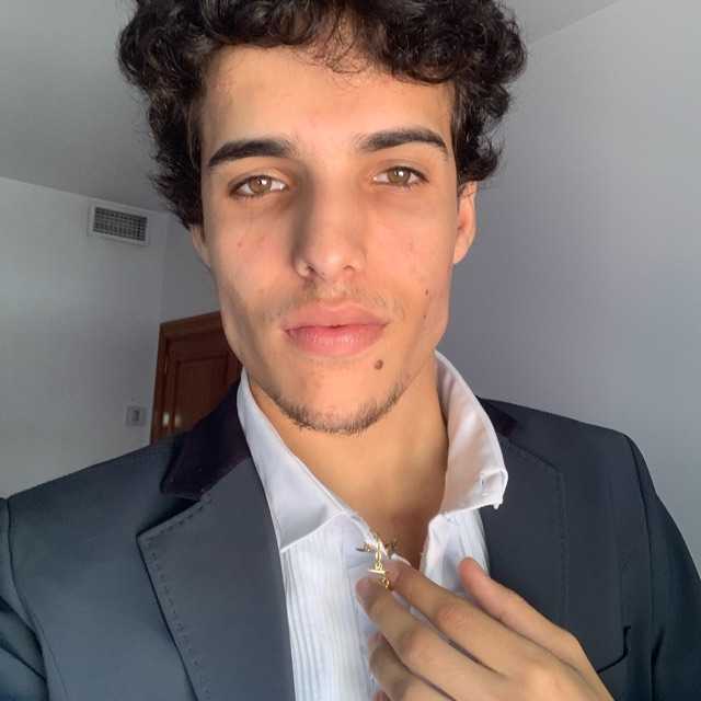 Candidate avatar