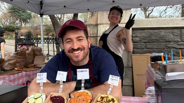 Market Stall Sales Assistant