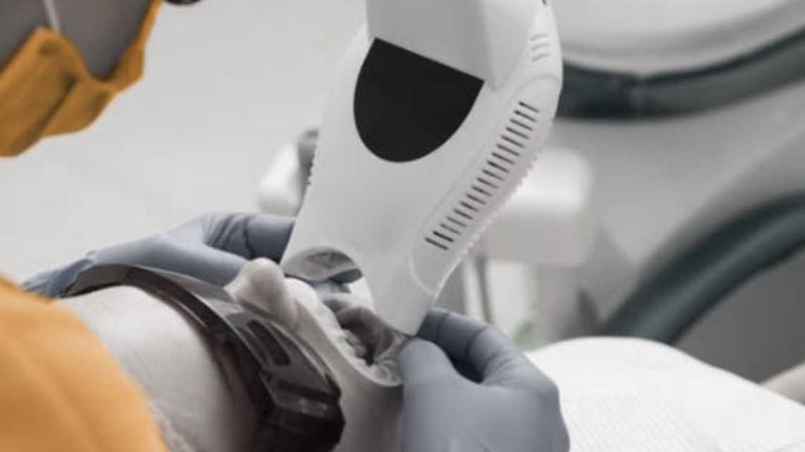 MQDENT // Clínica Dental en Barcelona-C/ València cover image