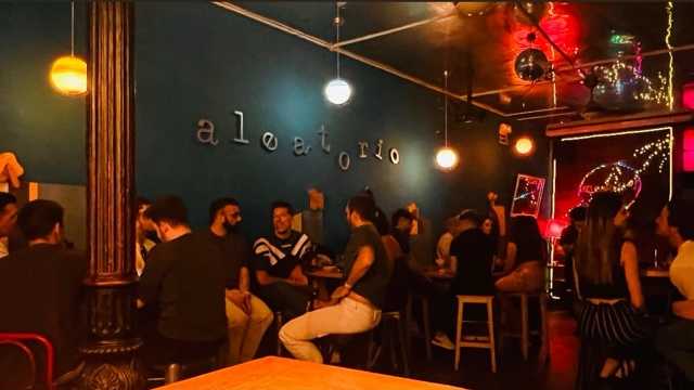 Camarero/a y Relaciones Públicas