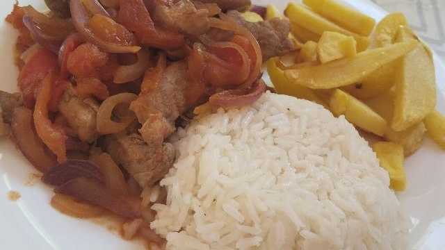 Ayudante/a de Cocina