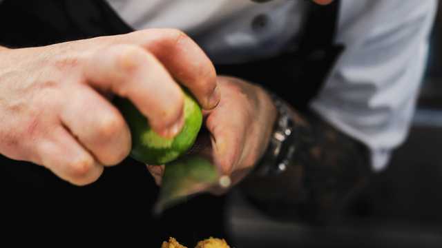 Ayudante/a de Cocinero/a