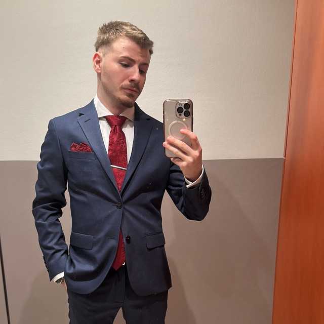 Candidate avatar