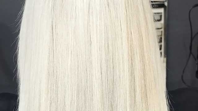 Oficial de Peluquería