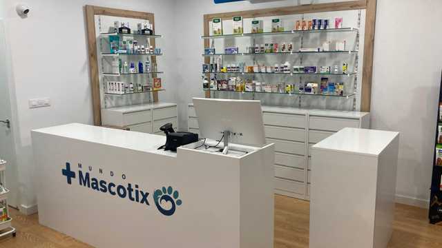 Dependiente/a de Tienda Animales