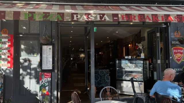 Barista and Waiter / Waitress